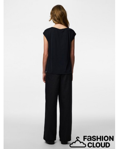 PCKAMALA LACE V-NECK TEE JRS NOOS BC