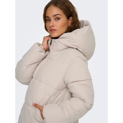Kurze wattierte Jacke mit Kapuze | ONLJUTA