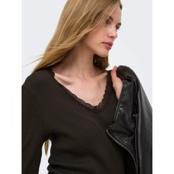 ONLSARA SHARAI Langarm-T-Shirt mit V-Ausschnitt